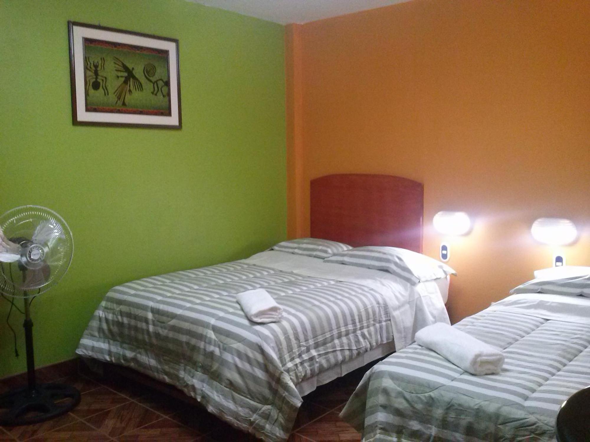 Hostal Real Alcazar Nazca Habitación foto